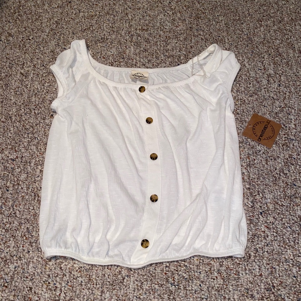 cute dress shirt!